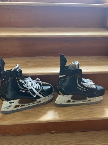 Used Bauer Regular Width Size 13 Supreme TotalOne NXG Hockey Skates