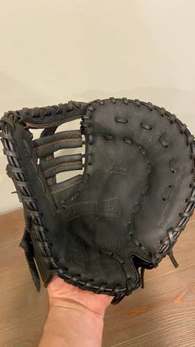 Used Rawlings Renegade 12.5" First Base Mitt (RHT, game ready, clean and in excellent shape)