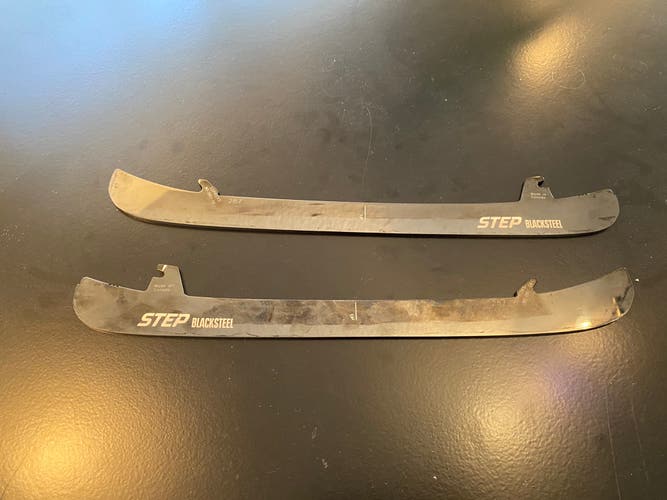 CCM 287 mm Step Blacksteel