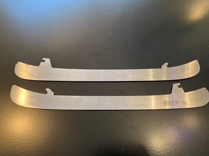 CCM 287 mm Step Stainless Steel