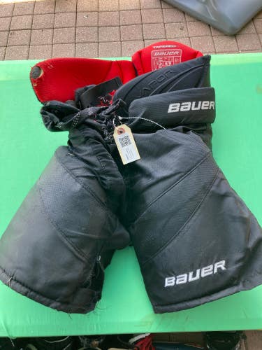 Junior Used Medium Bauer Vapor X900 Hockey Pants