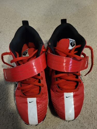 Red Youth Used Kids Molded Cleats Nike Cleats