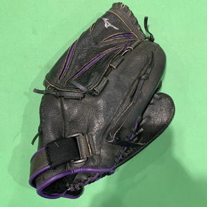 Used Mizuno Finch Right-Hand Throw Pitcher Softball Glove (12.5")