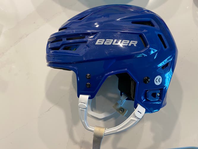 Large Bauer Re-Akt 150 Helmet Blue