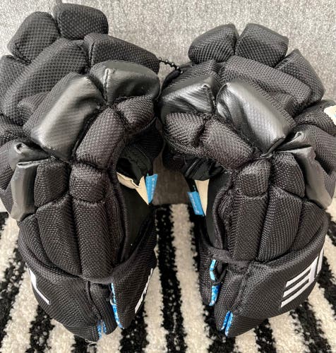 Mint Black True 13"  XC7 Gloves