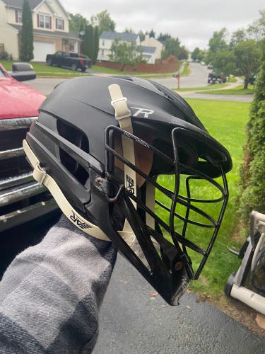 Used Player's Cascade R Helmet