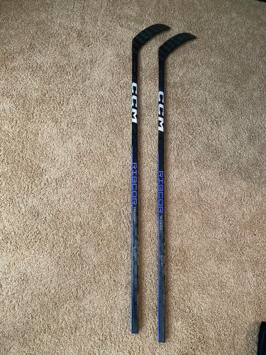 Division 1 Mens Hockey Senior Left Hand P28M Pro Stock RibCor Trigger 7 Pro Hockey Stick