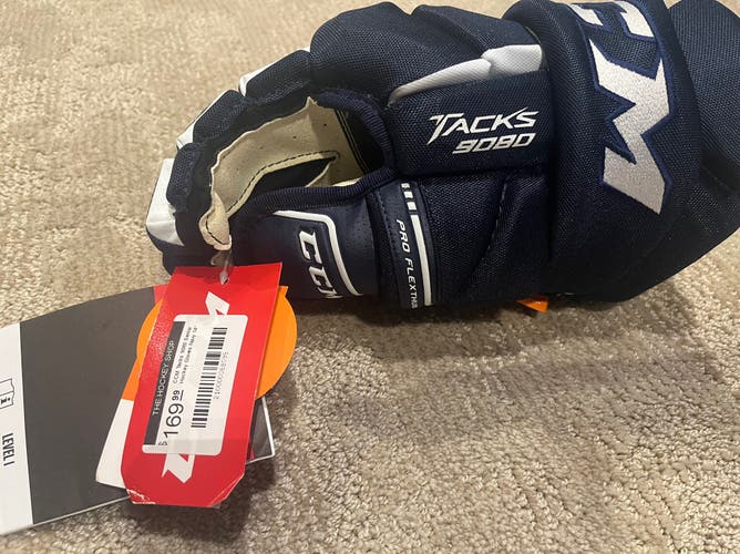 New CCM 14" Tacks 9080 Gloves