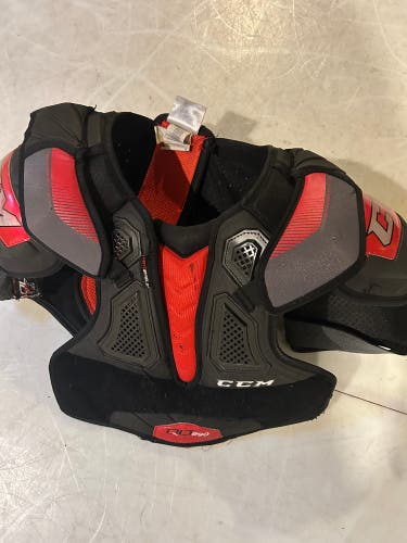 Used Small CCM QuickLite 290 Shoulder Pads