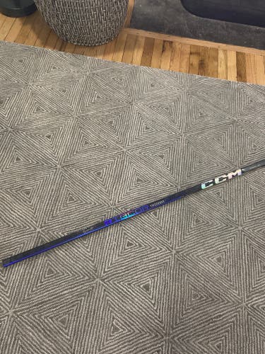 Junior Right Handed P29  RibCor Trigger 7 Pro Hockey Stick