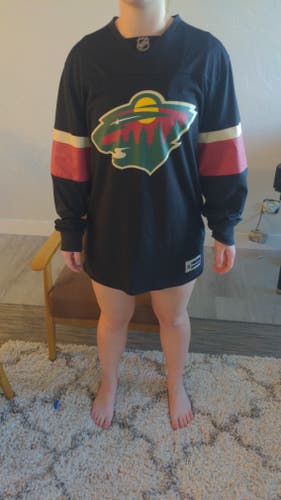 Black Used Medium Men's Jersey