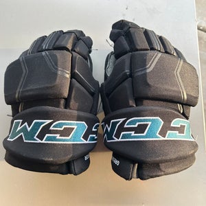 Pro Stock Sharks Gloves