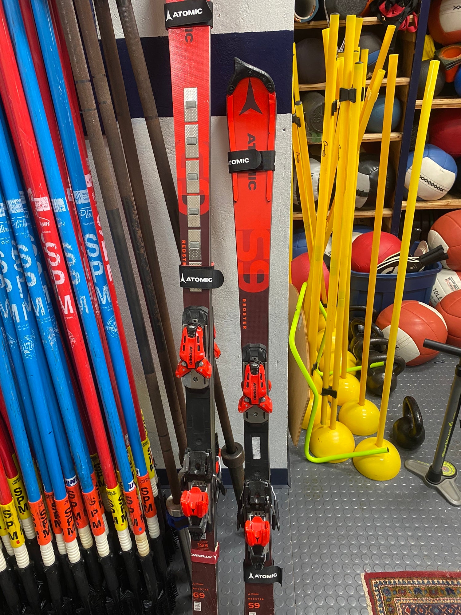 Atomic SL FIS development skis | SidelineSwap | Buy and Sell on