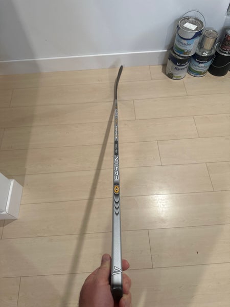 5 Pack NEW Easton Synergy 650 Hockey Stick (P92/65 flex) | SidelineSwap