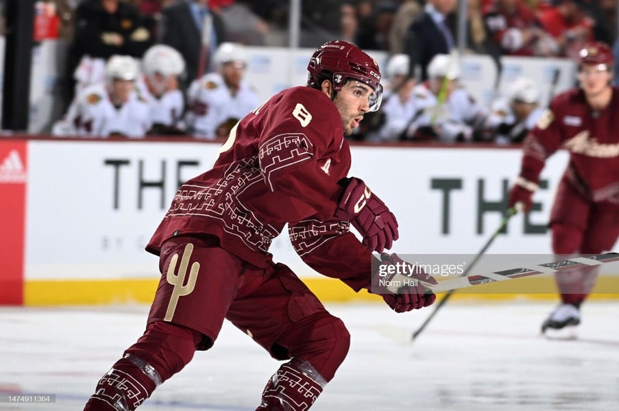 Arizona Coyotes Barrett Hayton 2022-23 Desert Night Alternate