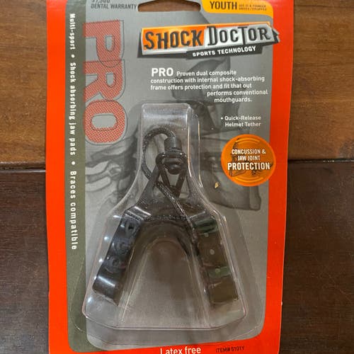 12 Pro Shock doctor youth mouthguards