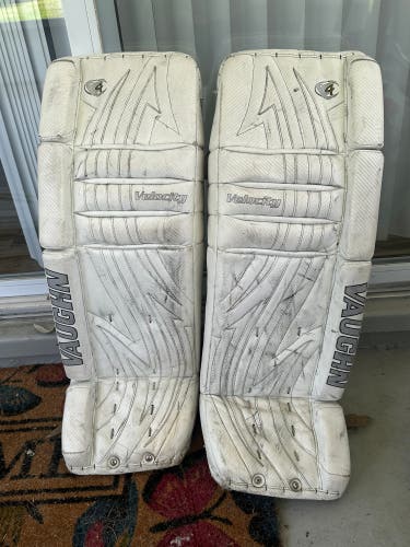 34" Vaughn Pro Stock Velocity V4 Goalie Leg Pads