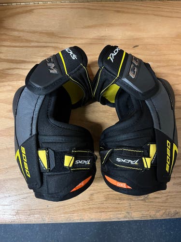 CCM 9080 Sr Elbow Pads Medium