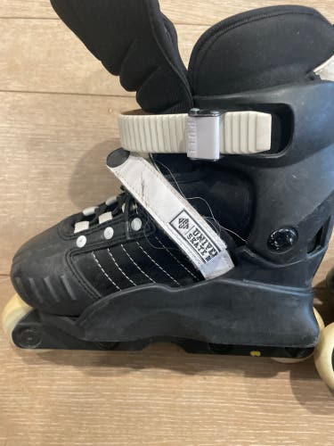 Universal Skate Design Aggressive Inline Skates For Skate Park