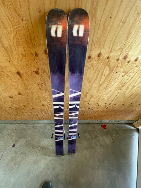 Men's Armada ARV 106 Skis With Bindings Max Din 13 | SidelineSwap