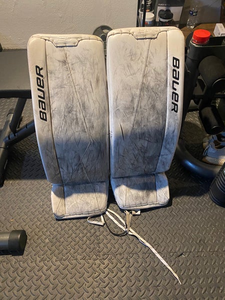 33" Bauer Supreme 3S Goalie Leg Pads