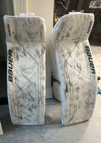 35" Bauer MACH Goalie Leg Pads