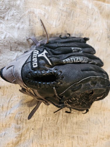 Mizuno Right Hand Throw Prospect Series Power Close Baseball Glove 10.5"