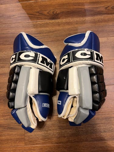 CCM Pro Stock Vintage 4 Roll Tampa Bay Long Cuff
