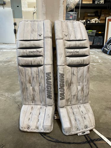 Used 36" Vaughn  Velocity V5 Goalie Leg Pads