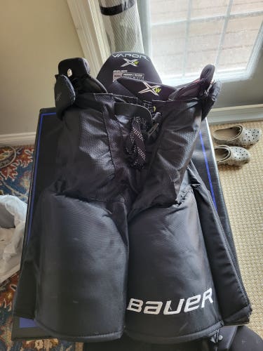 Used Medium Bauer Vapor 1X Hockey Pants