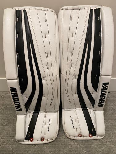 28" Vaughn Ventus SLR Jr Goalie Leg Pads