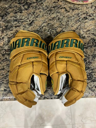 Dallas Stars Gold outdoor game gloves 15’ covert warriors
