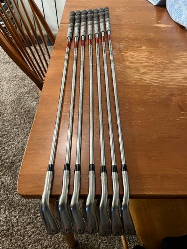 Sub 70 Left Hand 699 Iron Set 5i-PW,GW GREAT CONDITION!