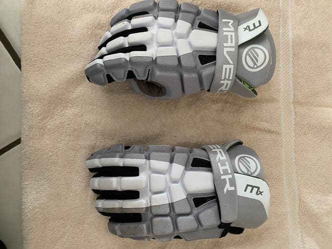 New Player's Maverik 13" MX Lacrosse Gloves