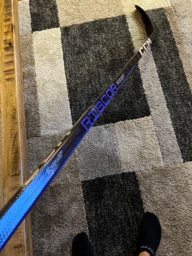 Senior Right Handed P28 Pro Stock RibCor Trigger 7 Pro Hockey Stick