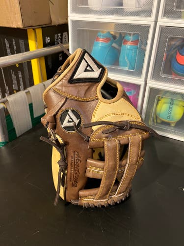 Akadema Torino Series Infield 11.5" ABM11 Baseball Glove