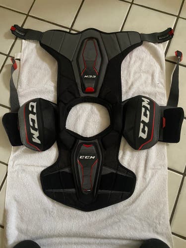 CCM jetspeed FT370 Hockey Player Chest Protector