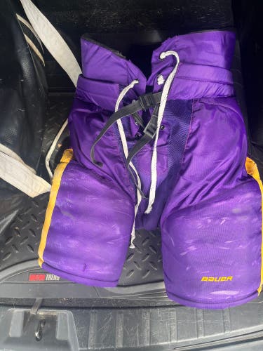 Mankato State Small -1 Bauer Pro Stock Hockey Pants MINUS ONE