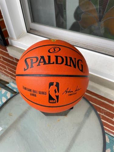 New Women's Spalding NBA Official Game Ball Basketball