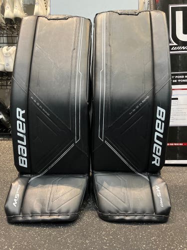 33" Bauer Supreme M5 Pro Goalie Leg Pads
