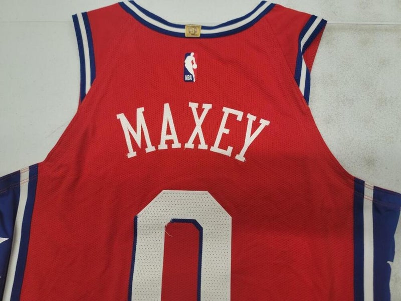 maxey red jersey