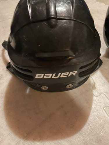 Used Medium Bauer 4500 Helmet