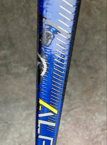 Intermediate Left Hand W88  Alpha QX Hockey Stick