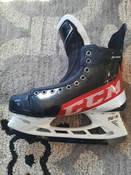 Senior Used CCM JetSpeed FT4 Pro Hockey Skates Regular Width Pro Stock Size 9.5