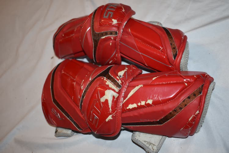 STX K18 Lacrosse Arm Guards w/D30, Red, Large