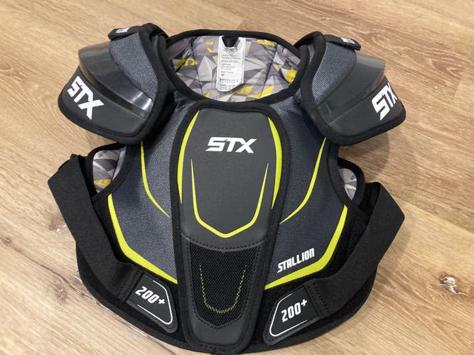 Used Youth Medium STX Stallion 200 Shoulder Pads
