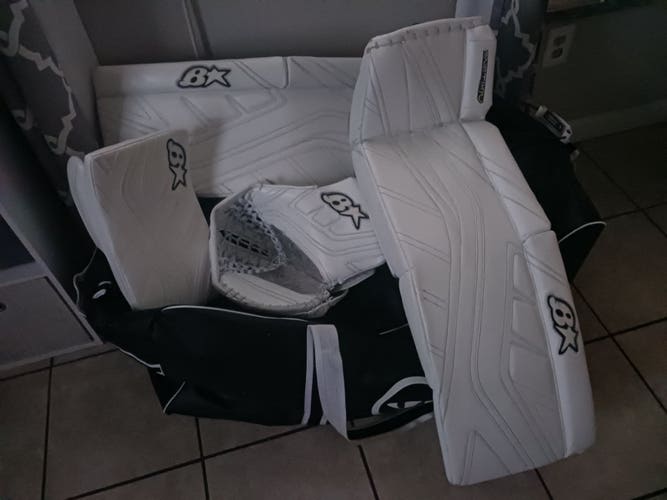 Used 34" Brian's Full Right G-Netik Pro 4 Goalie Full Set