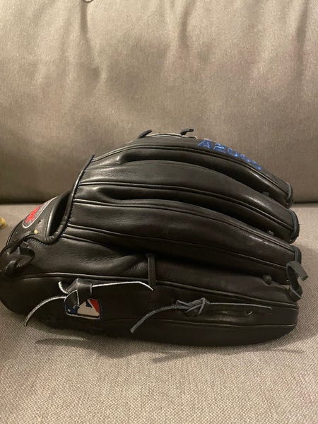 A2000 JL34 Jon Lester Game Model 12.5 Baseball Glove