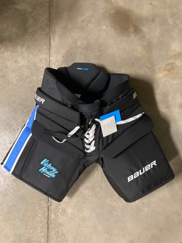 Brand New Size Senior XL Bauer Pro Stock Elite Hockey Goalie Pants