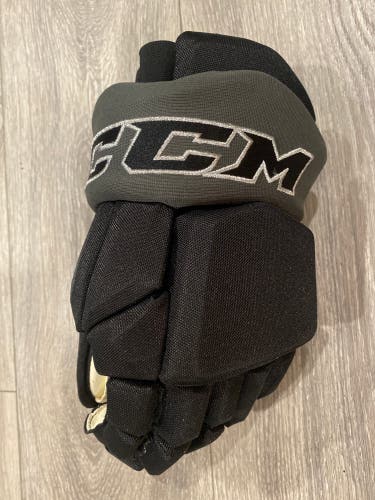 New Pro Stock Tampa Bay Lightning 3rd CCM Hockey Gloves 13”